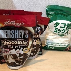 ケロッグパーシーチョコビッツ360g✖️4袋とたこ焼きミックス