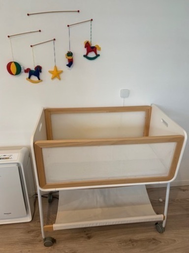 リリワゴン　ベビーベッド