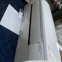 倉33,日立,標準工事費込み,2017年式,RAS-YX22F，6畳用,2.2Kw,中古,東京都内大田区内世田谷区内近郊、神奈川県川崎市近郊、横浜市近郊料無料,中古,本体・ガス1年保証,内部洗浄済,中古,本体・ガス1年保証,内部洗浄済,中古,本体・ガス1年保証,内部洗浄済