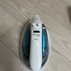 ★値下げ【美品】コードレスアイロン　台付きの画像