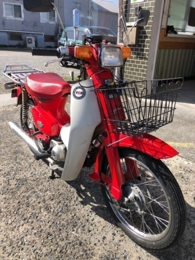 スーパーカブカスタム90  角目　赤カブ？