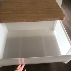 ニトリ木目調天板チェストの画像