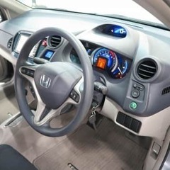 コンパクトで燃費取るんなら絶対おすすめ！ハイブリッド車で燃料代抑えよう♪の画像