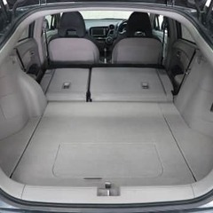 コンパクトで燃費取るんなら絶対おすすめ！ハイブリッド車で燃料代抑えよう♪の画像