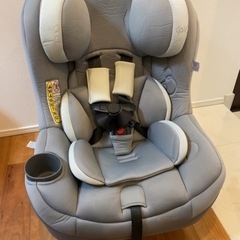 チャイルドシート　マキシコシ　4~32kg