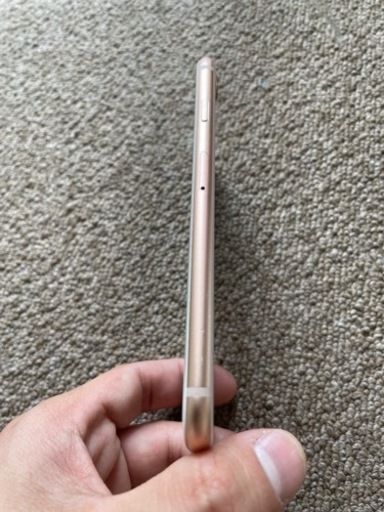 iPhone8 256G SIMフリー　まだあります