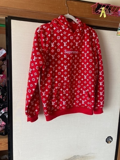 着る事なく閉まってありました。