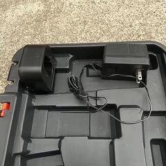 24v インパクト レンチ バッテリーと充電器付きの画像