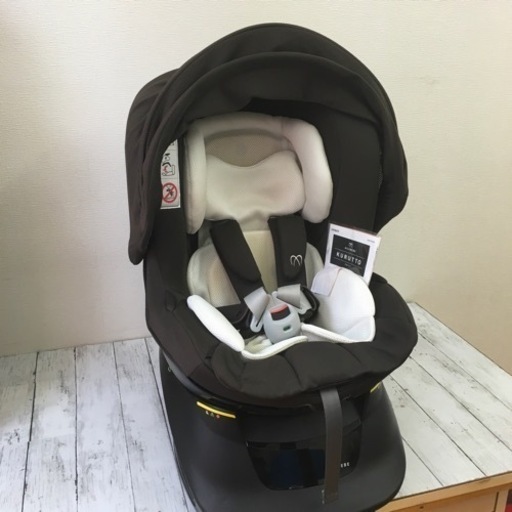 カーメイト エールべべクルットNT2プレミアム ALB861 ※ サンシェードのフレーム劣化あり