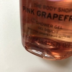 THE BODY SHOP シャワージェル/ジェルローション ピンクグレープフルーツ(未使用品)の画像