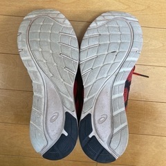 asics   ランニングシューズ   25.0センチの画像