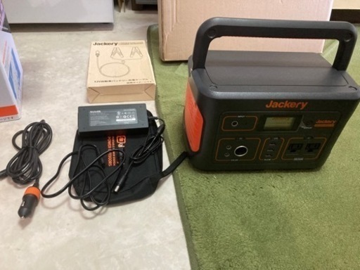 【取引相手決定】Jackry ポータブル電源700 ソーラーパネル100w