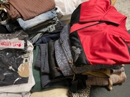 Luis、ラルフローレン、shipsなどブランド物もあり合計10万以上の服