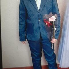 子供用フォーマルスーツの画像