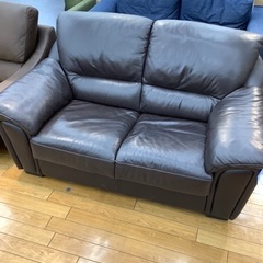 IDC 2人掛けソファー　ブラウン　半皮　幅153cm 高さ79cm 奥行80cm