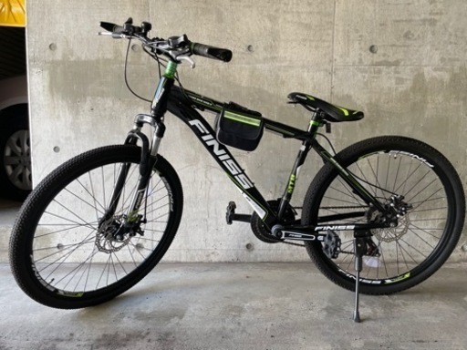 FINISS クロスバイク　前後ディスクブレーキ　フロントサス