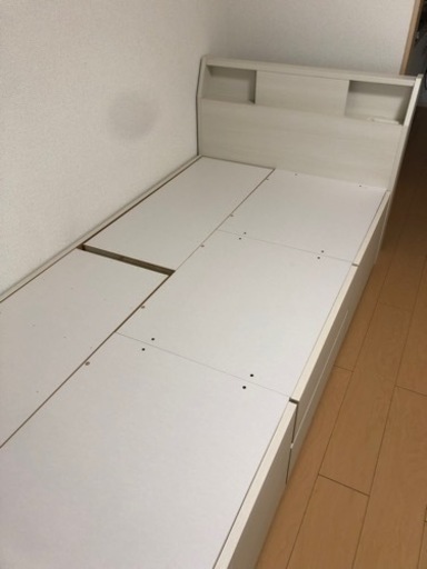 【急募】ニトリ　シングルベッドフレーム　(取引中です)
