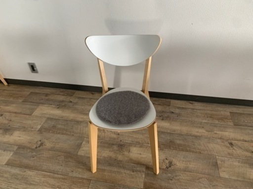 IKEA BEKANT ベカントデスク、椅子セット(デスク、椅子4脚)