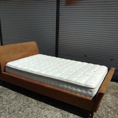 セミダブルベッド 差し上げます