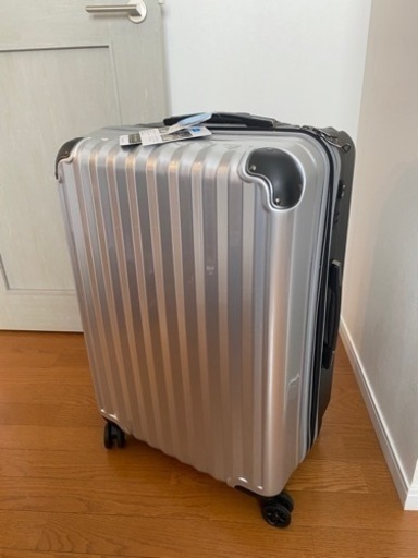 スーツケース新品　TISAロック付き