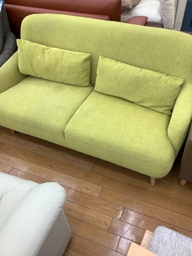 大塚家具(IDC) 2人掛けソファー　ライトグリーン　SD-401 幅150cm 高さ80cm 奥行70cm