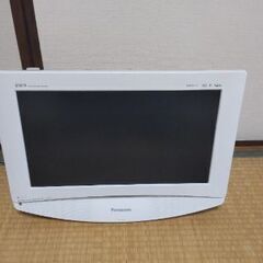テレビ17型2008年製リモコン付き、サーキュレーター2013年...