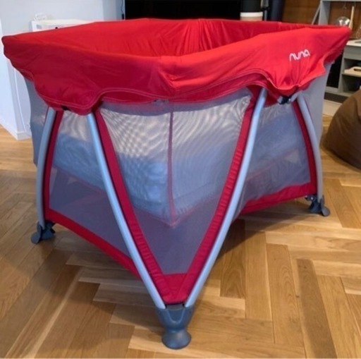 【ほぼ未使用！】ヌナ　レッド　ベビーベット