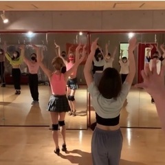 【KPOPアーティスト完コピダンスレッスン】の画像