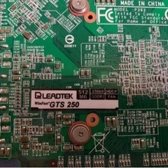 パソコン　グラフィックカード　LEADTEK WinFast GTS 250 512MBの画像