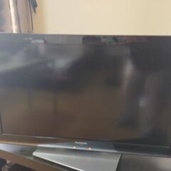 32型　パナソニック　VIERA