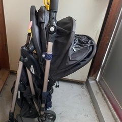 ベビーカー コンビ