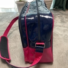 アディダス　エナメルバッグ　Lの画像