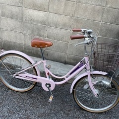 22か20インチの自転車の画像