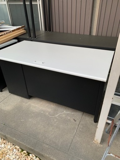 オフィス　事務デスク　事務机