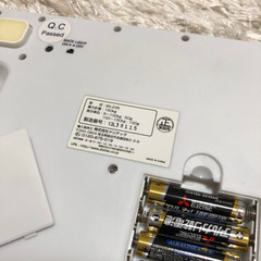 【お引き取りいただける方決まりました】小型体重計の画像