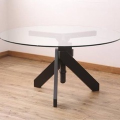 (値下げ)超高級家具ブランド Cassina ガラステーブル