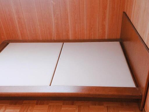 セミダブルベッド(製品自体マットレス無しのもの)