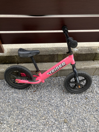 正規品　ストライダー　ピンク