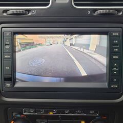 ゴルフコンフォート　プレミアムエディション　H23（24年モデル）　車検5/2　走行70000ｋ　純正ナビ＆フルセグＴＶ＆カラーバックカメラ　ＥＴＣ　アルカンターラスポーツシート　16ＡＷ　バイキセノン　禁煙車の画像