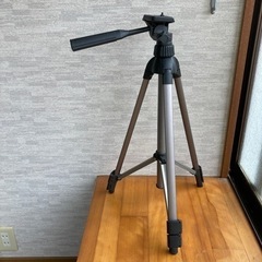 三脚
