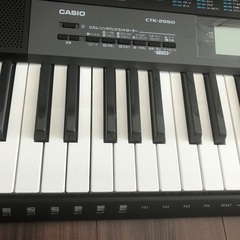 値下げ！CASIO61鍵盤 電子キーボード CTK-2550 [ベーシック]の画像