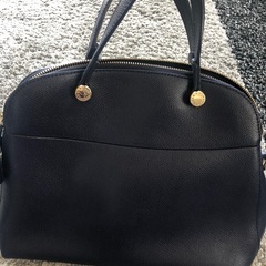 FURLA フルラ パイパー　ネイビー