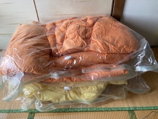 新品買うと高い！お客さん用にどうですか？布団セット2組【現状渡し・クリーニングの必要あるかもしれません】