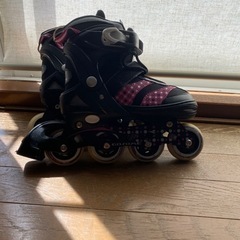 ローラースケート　500円