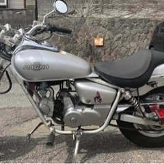 ホンダ  マグナ50
