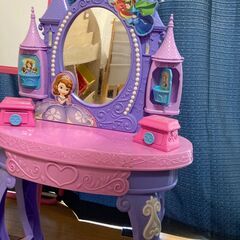 ソフィアのドレッサー　