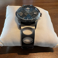元値5万3900円【Vivienne Westwood】ARGYLE時計グレー✖️ブルーの画像
