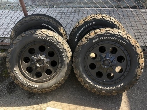 ソリッドレーシング 16インチ ホイール Goodrich 215/70R16