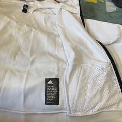 Adidas 160cm ホワイト スポーツコートの画像
