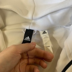 Adidas 160cm ホワイト スポーツコートの画像